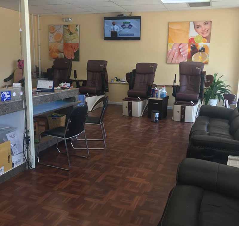 Cần Thợ Nails Có Kinh Nghiệm Bao Lương $1000/ 6 Ngày Thợ Chan Tay Nước Có Chỗ Ở In New Mexico