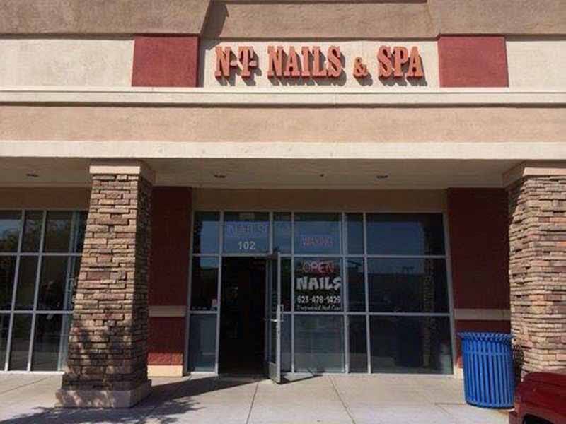 Cần Sang Gấp Tiệm Nails Trong Khu Best Buy Shopping Center In Avondale AZ
