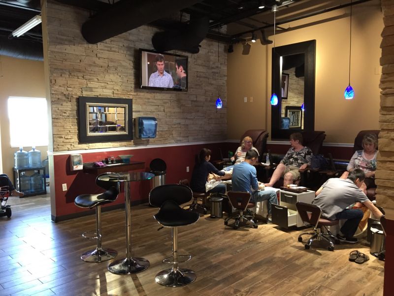 Cần Thợ Nails In Portage, IN