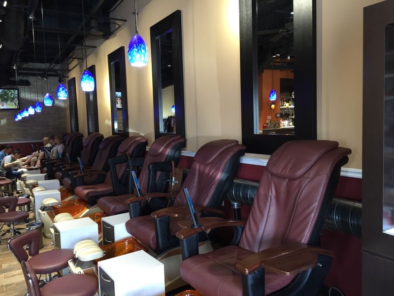 Cần Thợ Nails In Portage, IN