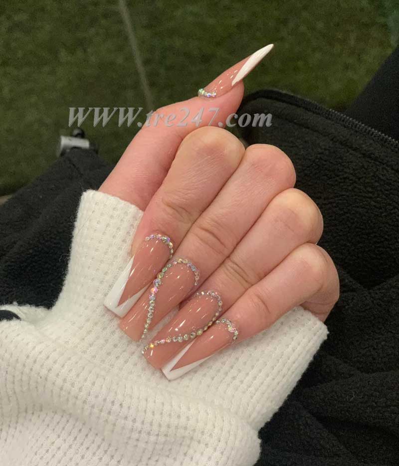 Cần Gấp Thợ Nail Vùng Aston Pennsylvania