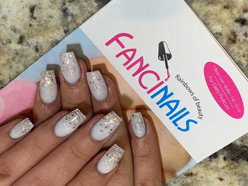 Cần Thợ Nail Tại Thành Phố Apopka FL