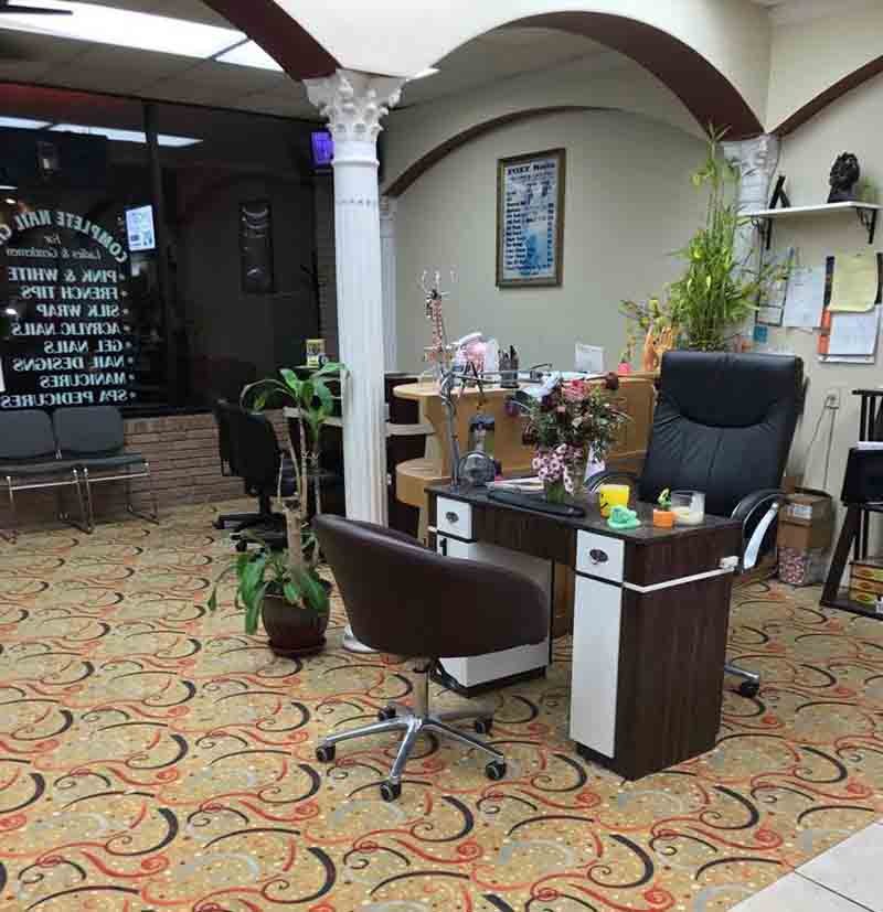 Tiệm Rất !! Rất Đông Khách Cần Gấp Thợ Nails Nam Or Nữ bao Lương Hấp Dẫn