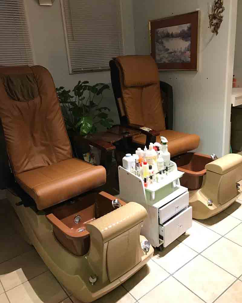 Cần Thợ Nails In Greeneville, TN