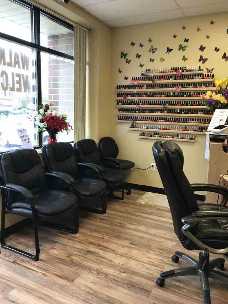 Cần Sang Tiệm Nail In CLINTON-TOWNSHIP, MI