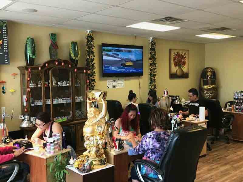Cần Sang Tiệm Nail In CLINTON-TOWNSHIP, MI