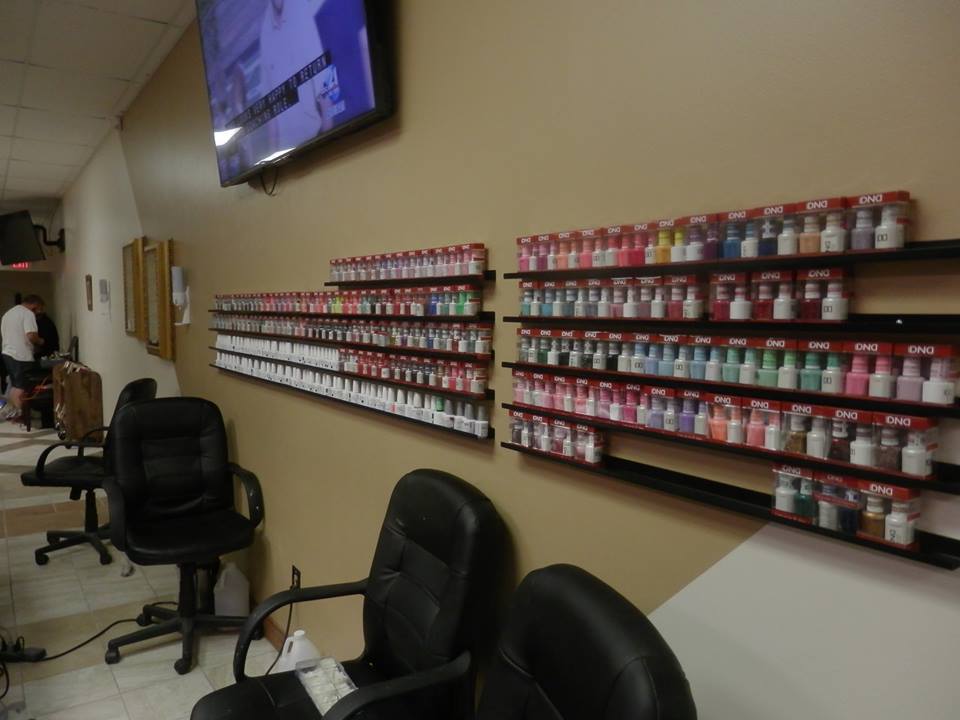 Cần Thợ nails In Kendallville, IN