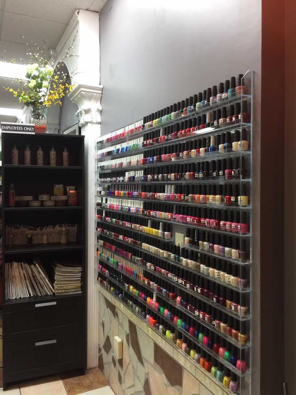 Cần Sang Tiệm Nail Vùng Alpharetta, Roswell Giá Bán 63K