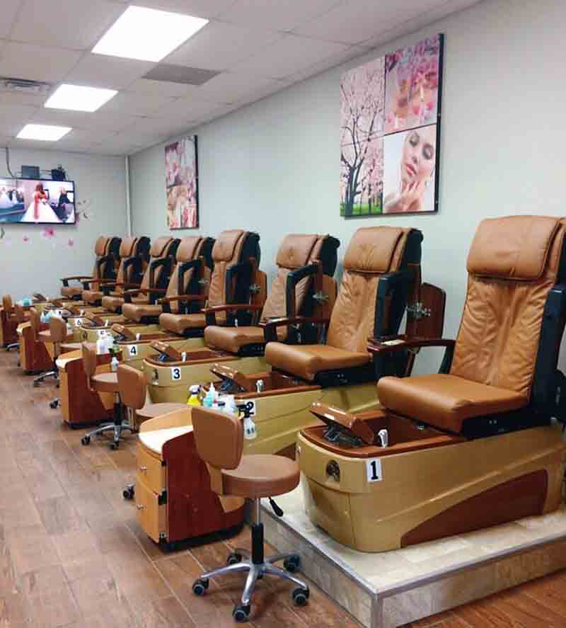Cần Bán Tiệm Nail Good Income In PA