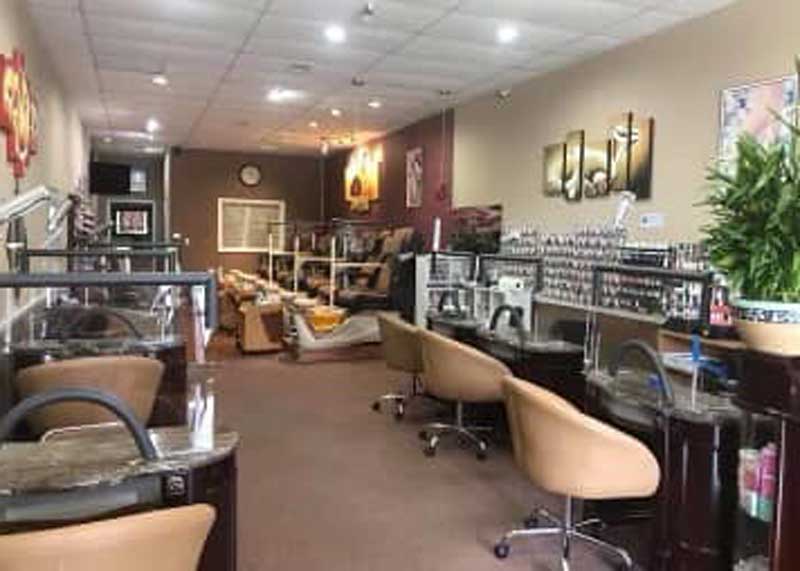 Cần Sang Gấp Tiệm Nail Vùng Hueytown Alabama