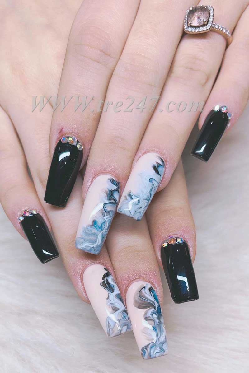 Cần Gấp Thợ Nail Vùng Lees Summit MO