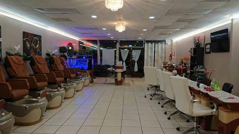 Cần Sang Gấp Tiệm Nails Mới Remodel In Southern Pines NC