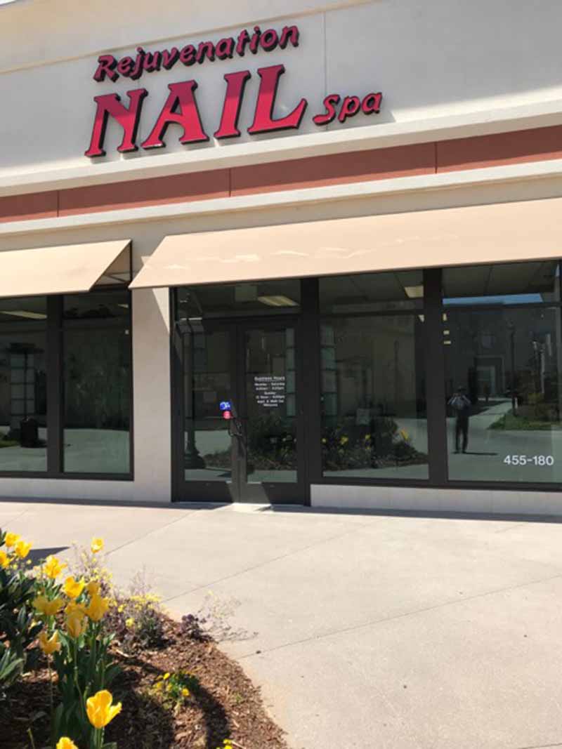Cần Sang 2 Tiệm Nails Gấp Vùng Huntsville And  Madison AL