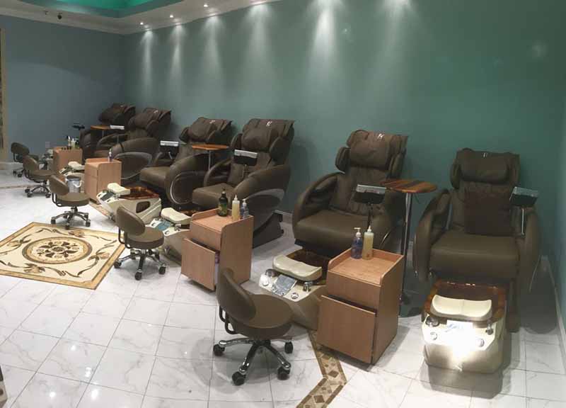 Cần Gấp Thợ Nail Services Và Chân Tay Nước In Columbia SC