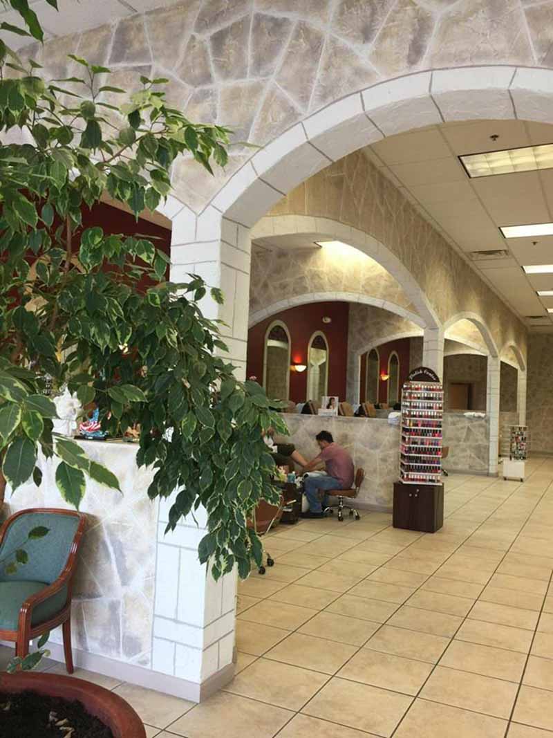 Cần Thợ Nails Lương Cao $1000 - $1200 Tiệm Khu Du Lịch In Texas