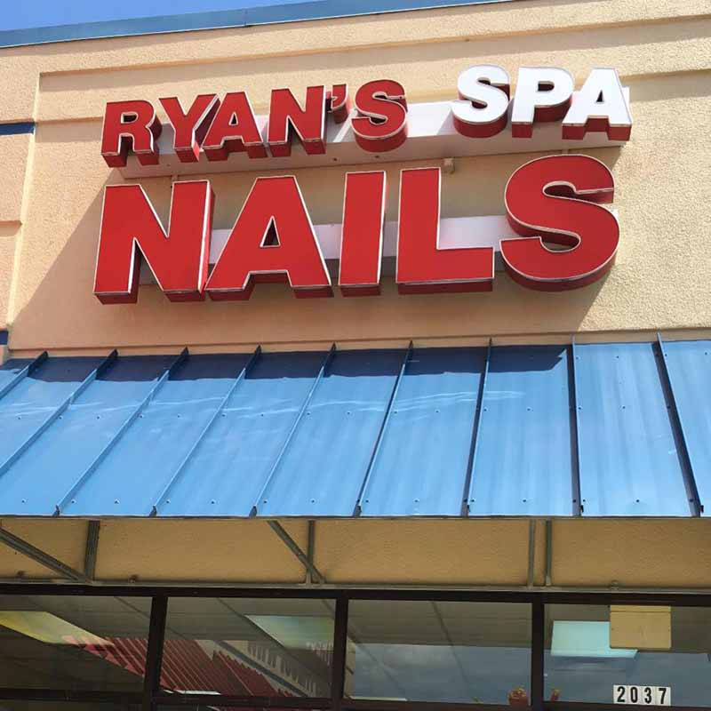 Cần Gấp Thợ Nails Biết Bột Or Chân Tay Nước Làm Vùng Springfield MO