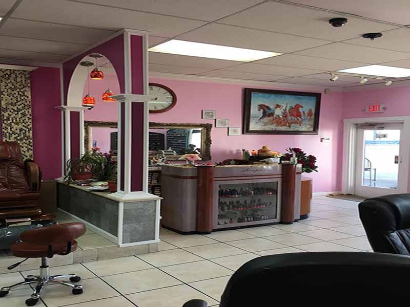 Cần Sang Gấp Tiệm Nails In Manakin Sabot Virginia