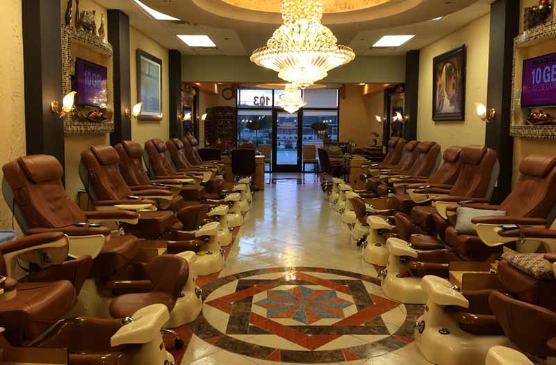 Rockwall Cần Thợ Nails Gấp Bao Lương Theo Kinh Nghiệm