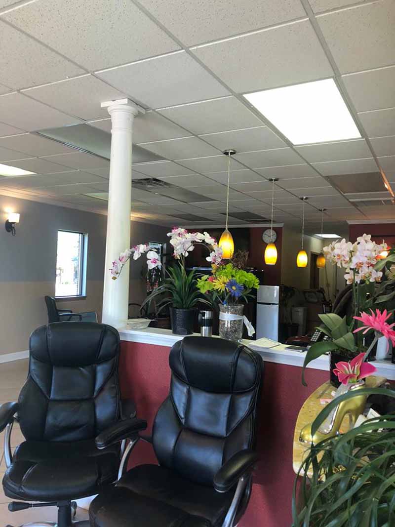 Cần Sang Tiệm Nails Rất Rất Đông Khách Nhanh Lấy Lại Vốn In  Oshkosh WI