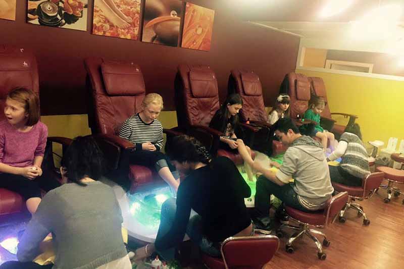 Cần Nhiều Thợ Nails Gấp Bao Lương Hay Ăn Chia, Tip Cao In Tyngsboough, Massachusetts