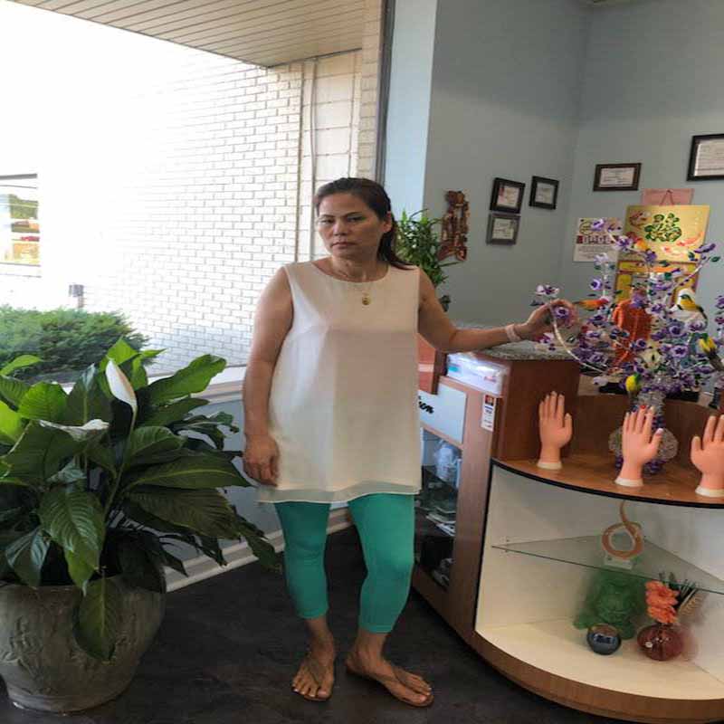 Cần Gấp Nhiều Thợ Nails In Missouri Tiệm Ở Khu Khách Sang Tip Cao Có Chỗ Ở Cho Thợ