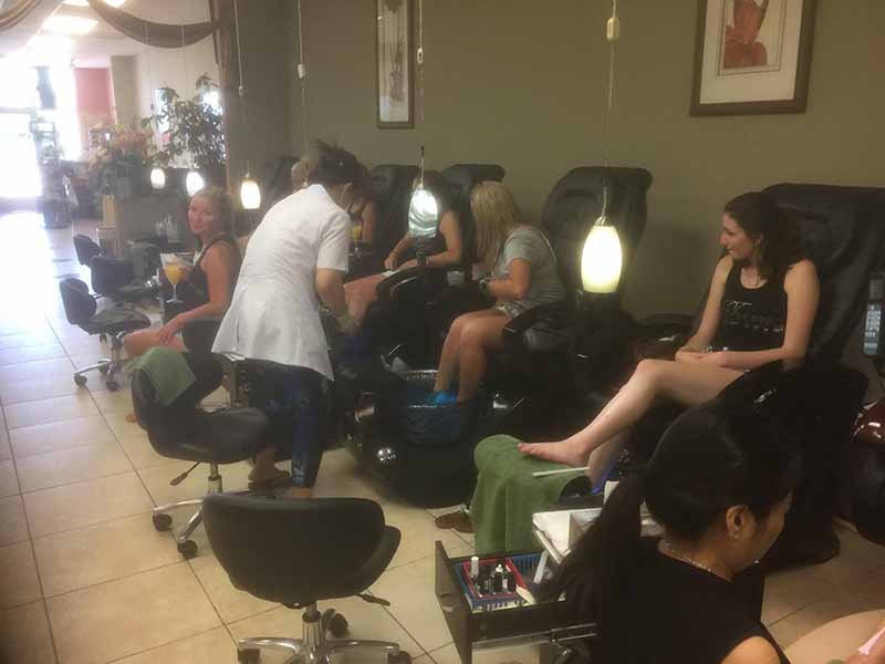 Cần Gấp Thợ Nails Biết Làm Everything In Culpeper VA