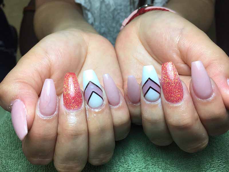 Cần Gấp Thợ Nails Biết Làm Everything In Culpeper VA