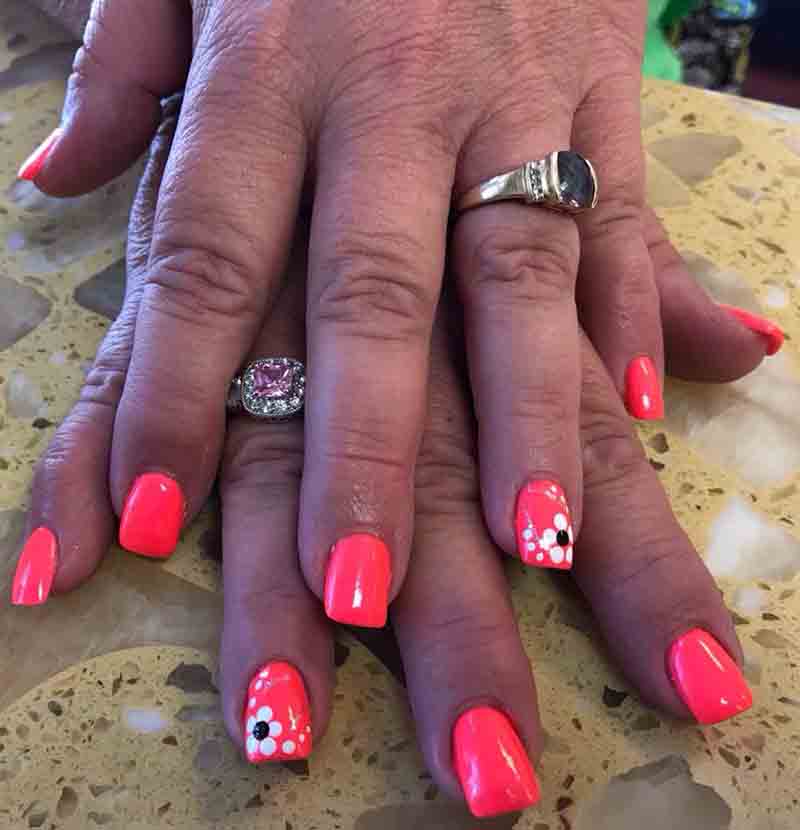 Cần Thợ Nails Biết Làm Đủ Thứ In Madison, OH Bao Lương Quanh Năm $ 5000/Tháng
