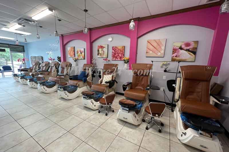 Cần Sang Tiệm Nail Vùng Green Bay Wisconsin