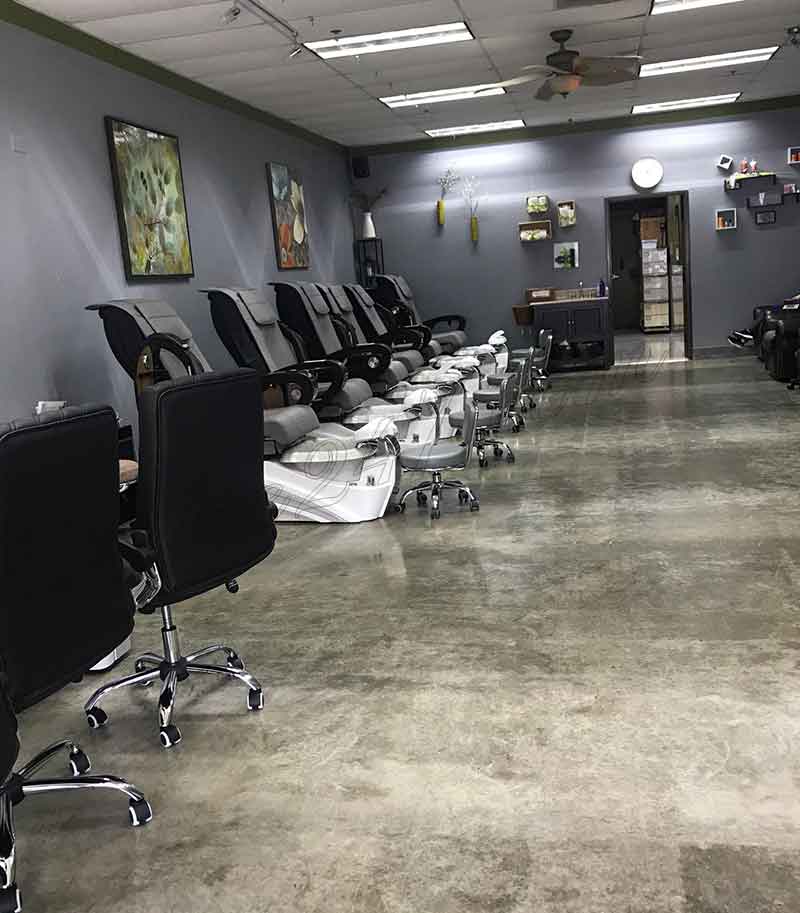 Cần Sang Tiệm Nail Trong Shopping Center Tại Garland TX