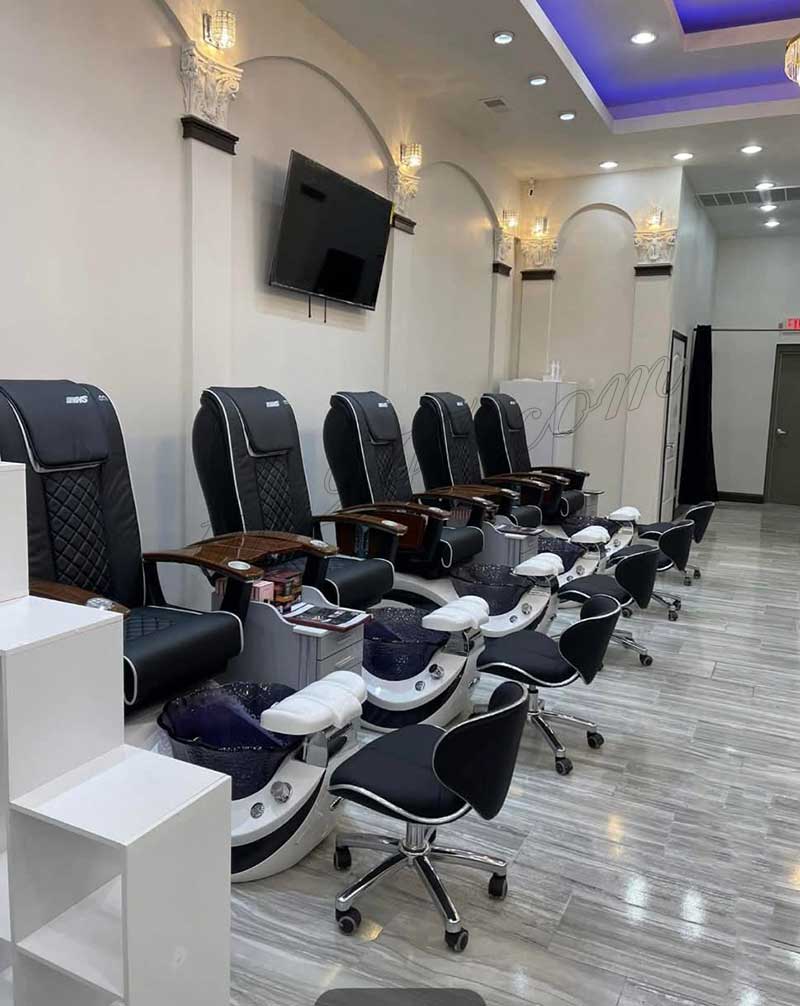 Cần Sang Tiệm Nail Khách Ổn Định Ở Clarksville TN