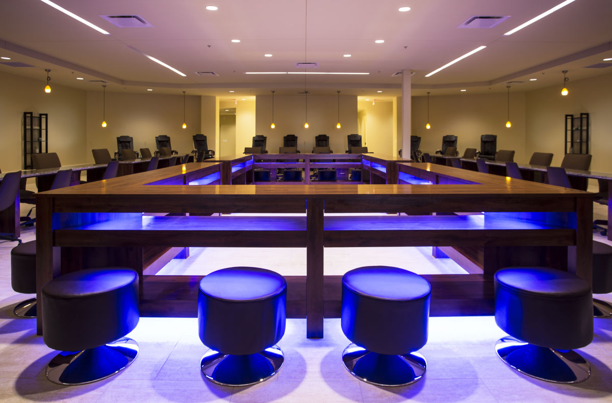 Cần Thợ Nails  Lương Hấp Dẫn