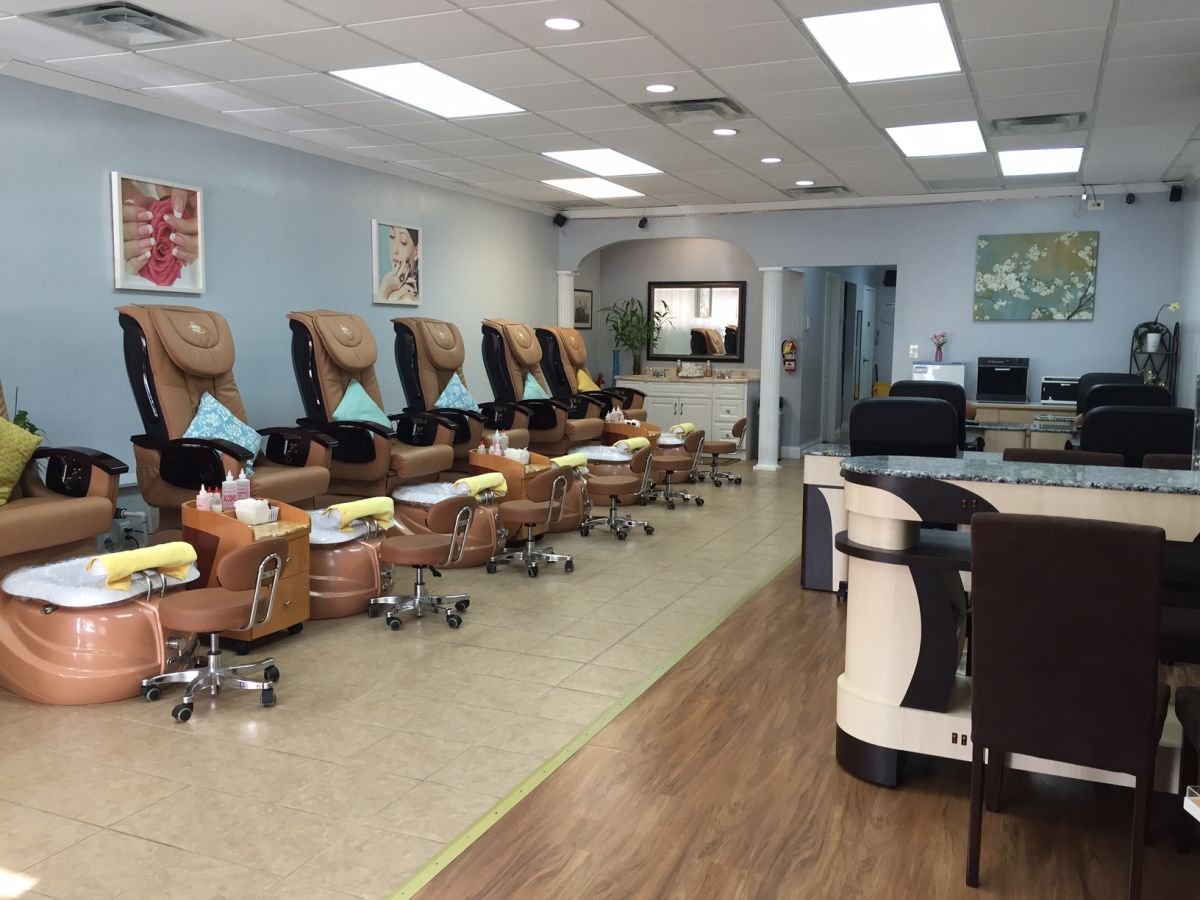 Cần Thợ Nails In Peachtree Corners, GA