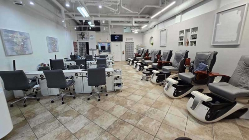 Bán/Sang Tiệm Nail Atlanta, Georgia – 9 bàn, 10 ghế