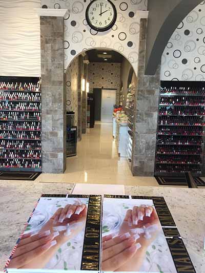 Cần Nhiều Thợ Nails Biết Làm Bột, CTN Bao Lương In Clute, TX
