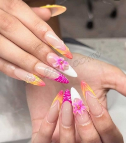 Cần Thợ Nails Làm Việc Tại Gainesville, Florida