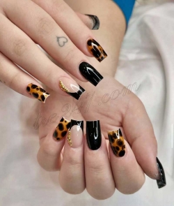 Cần Thợ Nails Làm Việc Tại Gainesville, Florida