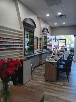 Tiệm Nail Sang Lại Indianapolis, Indiana