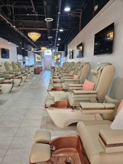 Tiệm Nail Sang Lại khu, California
