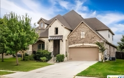 Cần Bán Tiệm Phở Và Nhà Ở Texas
